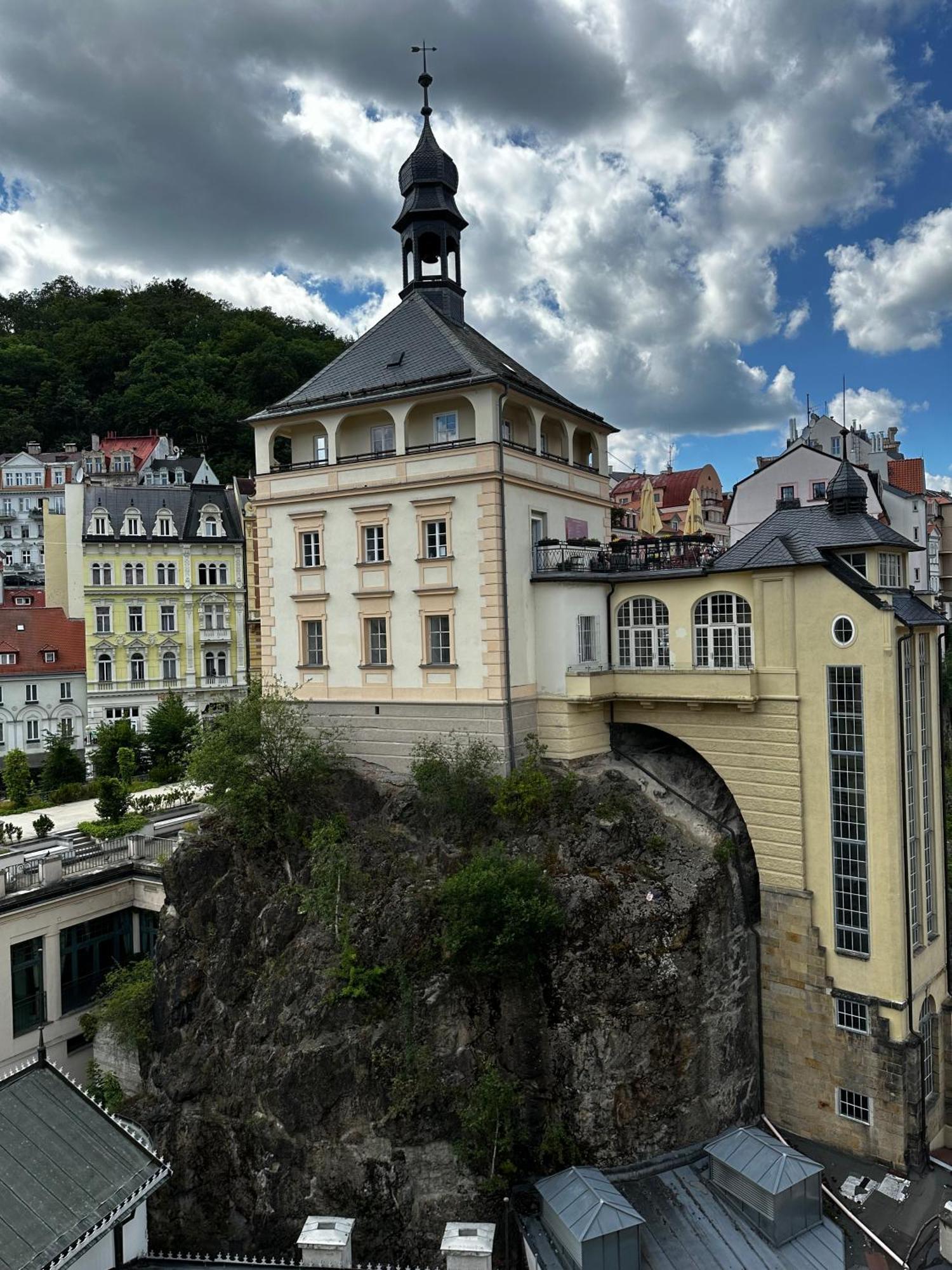 Three Rings Apartments Karlovy Vary Exterior foto